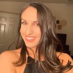 Meet your Posher, Carly